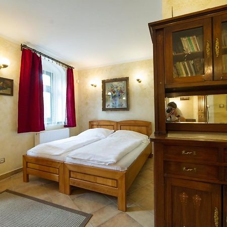 U Zvonu Apartments Český Krumlov Buitenkant foto
