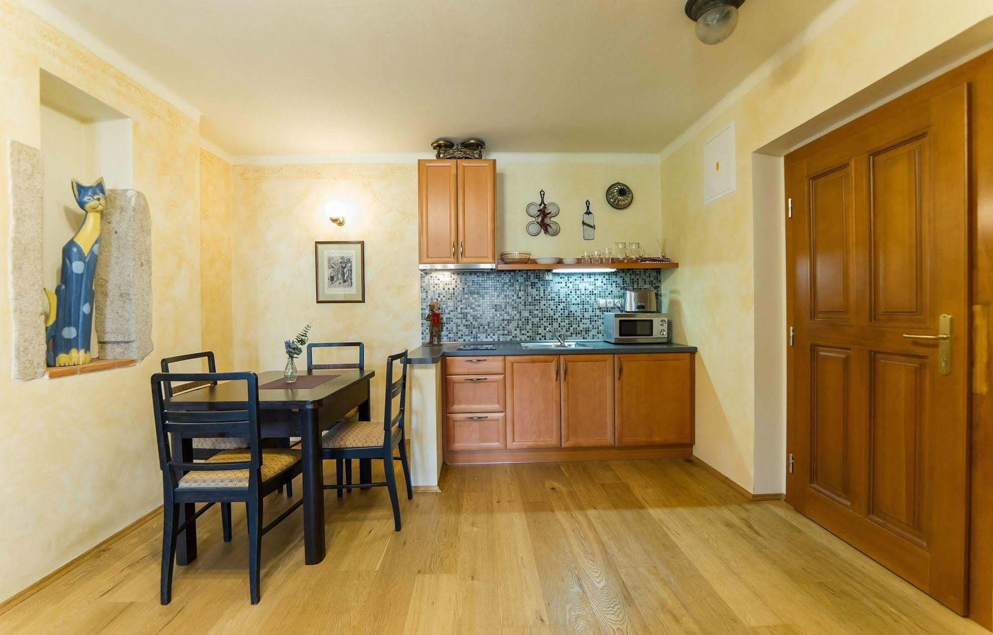 U Zvonu Apartments Český Krumlov Buitenkant foto